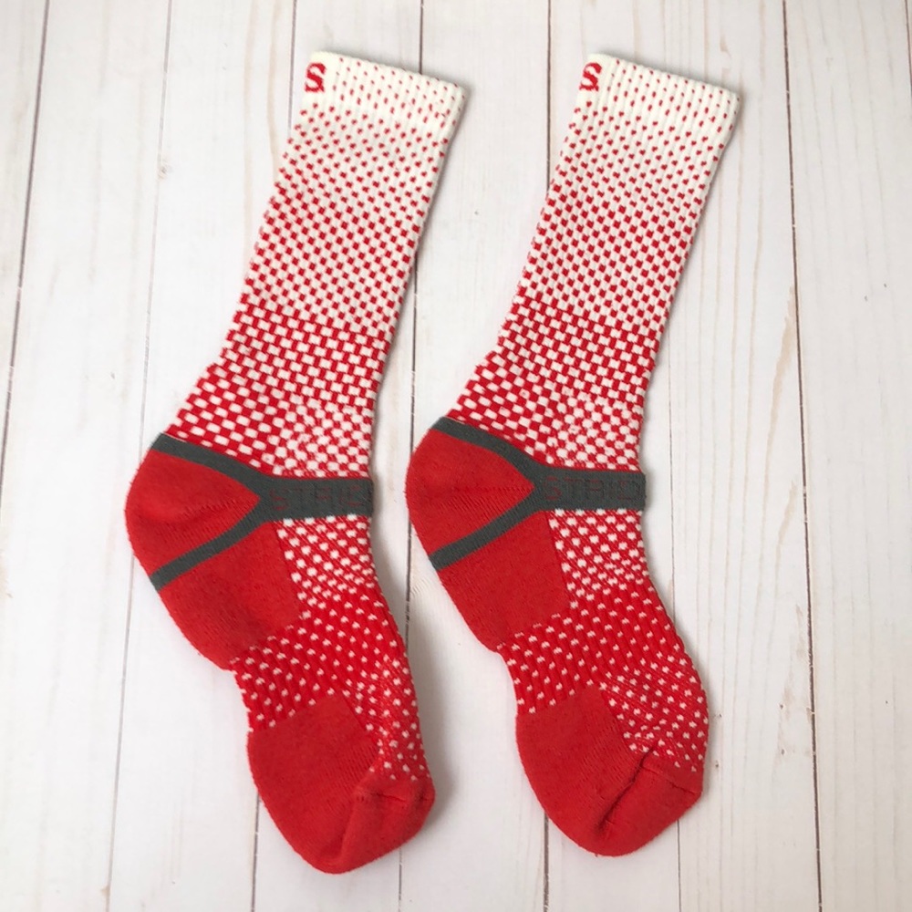Stride Line White Red and Gray Athletic Socks